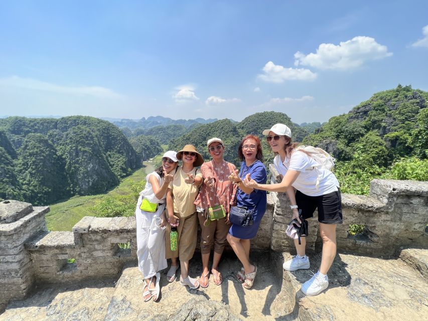 From Hanoi: Hoa Lu, Mua Cave and Tam Coc Full-Day Trip - Why the guide can make or break the day