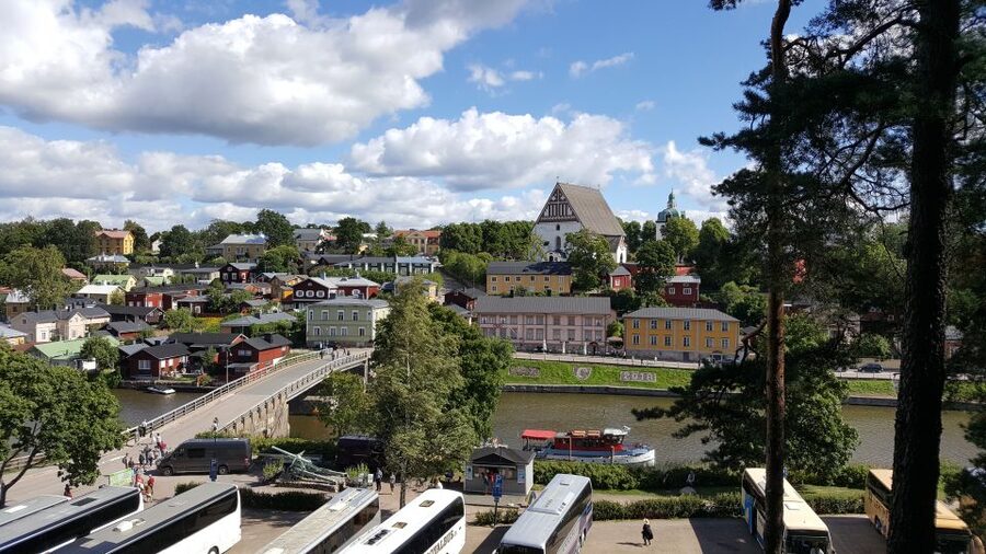 From Helsinki: Porvoo Guided Day Trip with Transportation - Market Square, merchant houses, and the town’s past