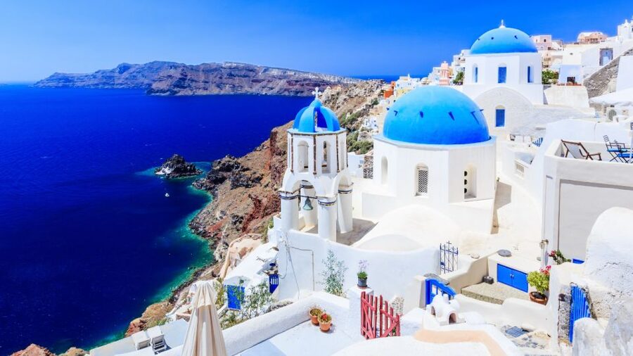 From Heraklion/Crete: Santorini Island Guided Day Trip - The optional volcano and hot springs cruise