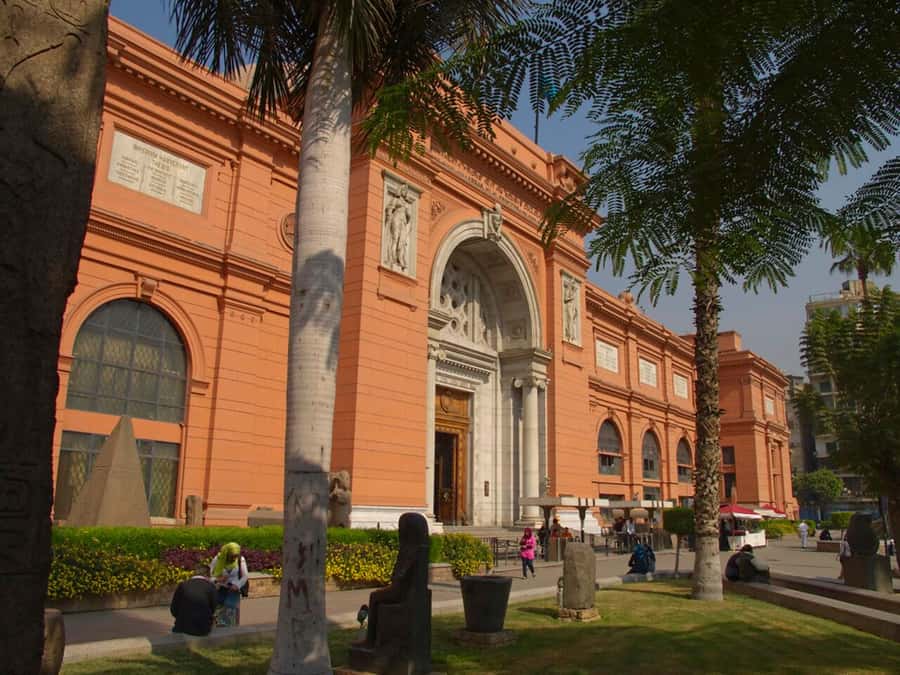 From Hurghada: Full-Day Trip to Cairo by Plane - Khan el-Khalili and the final Cairo hours