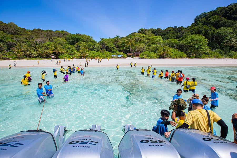 From Khao Lak: Similan Islands Day Trip by Luxury Catamaran - Food, drinks, and the return to Khao Lak