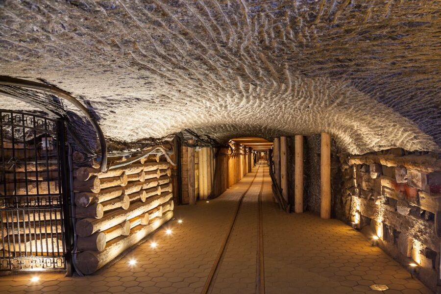 From Krakow: Auschwitz and Wieliczka Salt Mine Full-Day Trip - Wieliczka Salt Mine: an underground change of mood