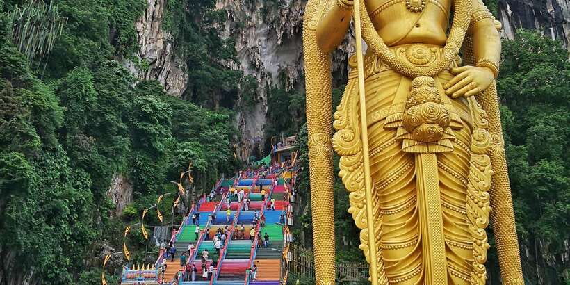 From Kuala Lumpur: Colmar Tropicale and Batu Caves Day Trip - Who will get the most from this day