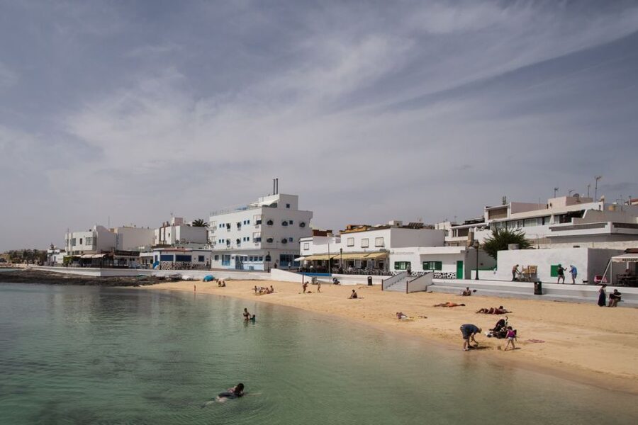 From Lanzarote: Day Trip to Fuerteventura and Corralejo - El Cotillo: the day’s most appealing stop
