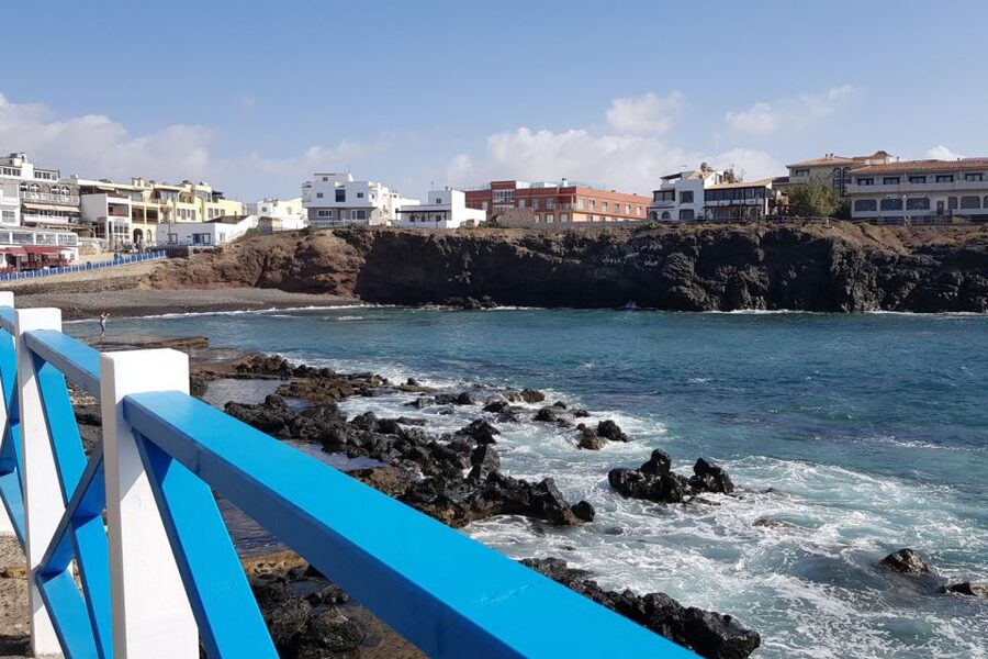 From Lanzarote: Day Trip to Fuerteventura and Corralejo - Who will enjoy it most?