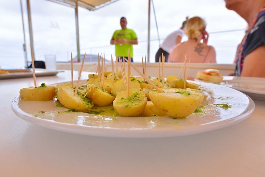 From Lanzarote: Sailing Day Trip Around La Graciosa - Is the $81 price good value?