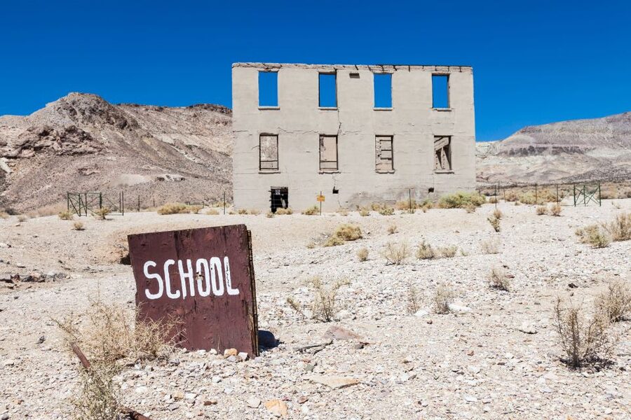 From Las Vegas: Death Valley & Rhyolite Ghost Town Day Trip - Zabriskie Point and the colors of erosion