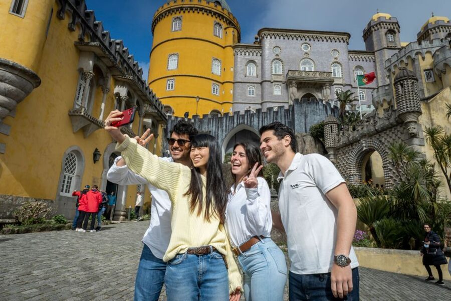 From Lisbon: Sintra & Pena Palace Day Trip with Wine Tasting - From Marquis of Pombal Square to Sintra