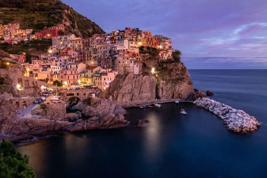 From Livorno: Day Trip to Pisa and Cinque Terre's Manarola - Who should book this experience?