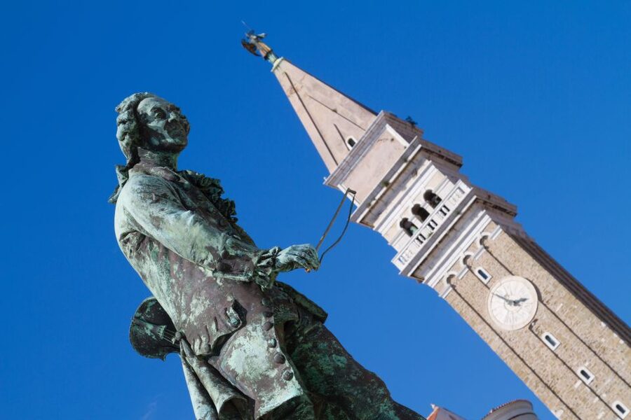 From Ljubljana: Škocjan UNESCO Caves and Piran Full-Day Trip - Three and a half hours in Piran
