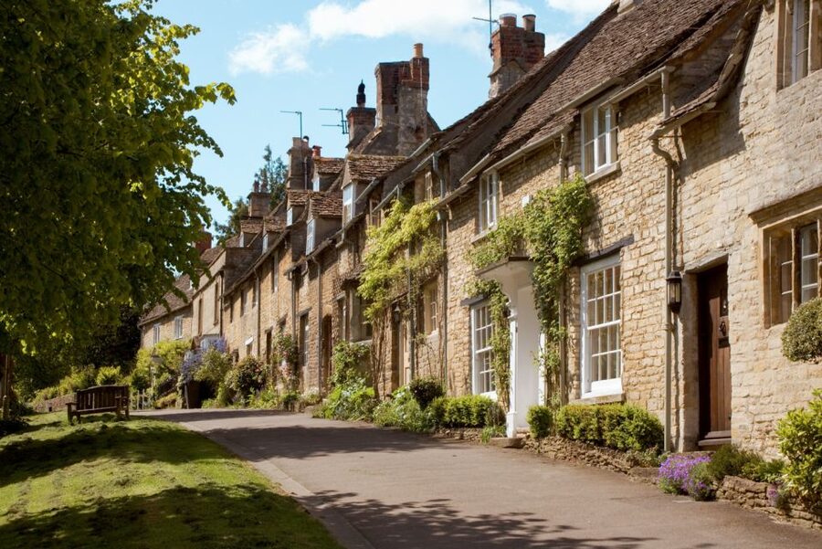 From London: Oxford and Cotswolds Villages Day Trip - Key points at a glance