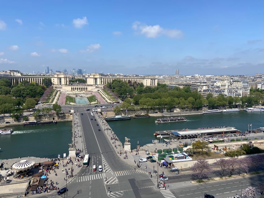 From London: Paris Day Trip with Lunch on Eiffel Tower - Seeing Paris from the Seine