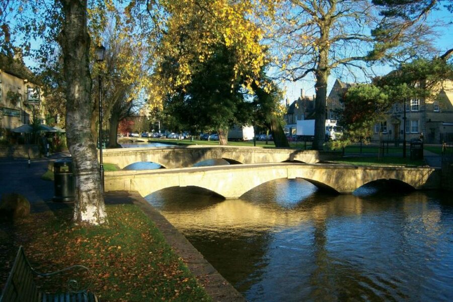 From London: Shakespeare's Stratford-upon-Avon Day Trip - Is $120 a fair price?