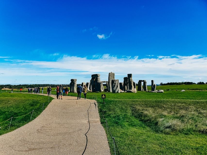 From London: Stonehenge and Bath Day Trip with Ticket - Free time: use it with a plan