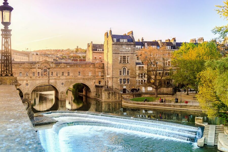 From London: Stonehenge and Bath Day Trip with Ticket - Meeting near Gloucester Road at 7am