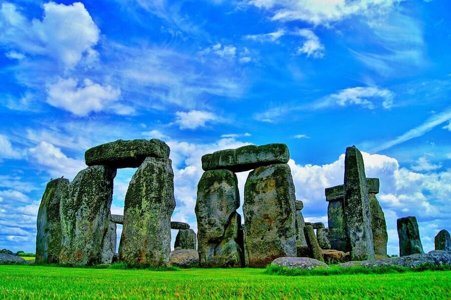 From London: Stonehenge Day Trip with Audioguide - Key points to know before you book