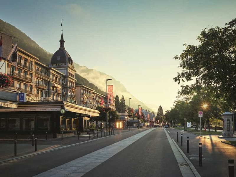 From Lucerne: Day Trip to Grindelwald & Lauterbrunnen - The guide matters, but the format matters more