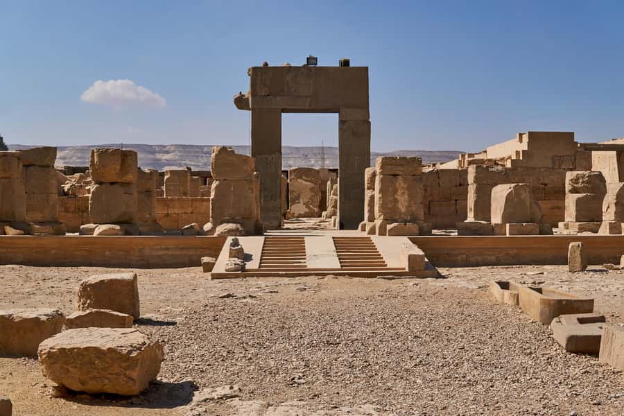 From Luxor: Day Trip to Dendera & Abydos Temples with Guide - What the $125 price really buys