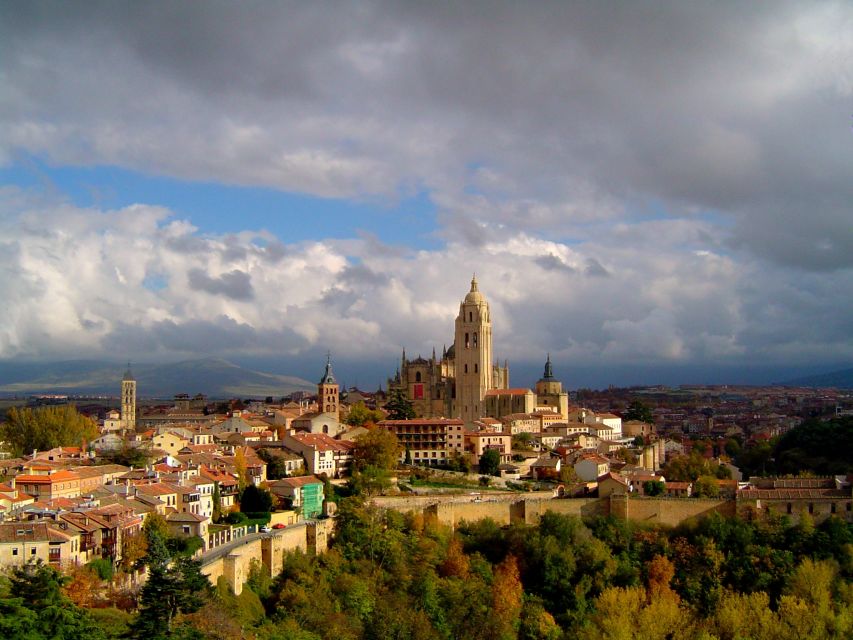 From Madrid: Ávila and Segovia Guided Day Trip - Why Ávila and Segovia make a strong pair