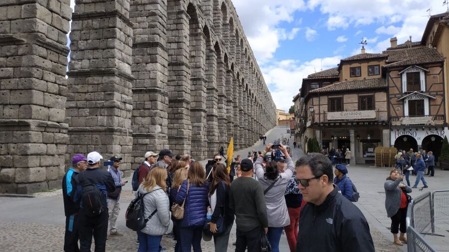 From Madrid: Ávila and Segovia Guided Day Trip - Choosing the Alcázar option