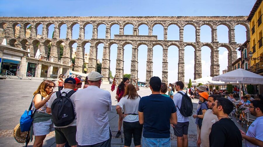 From Madrid: Guided Day Trip to Segovia, optional Alcázar - Key points to know before booking