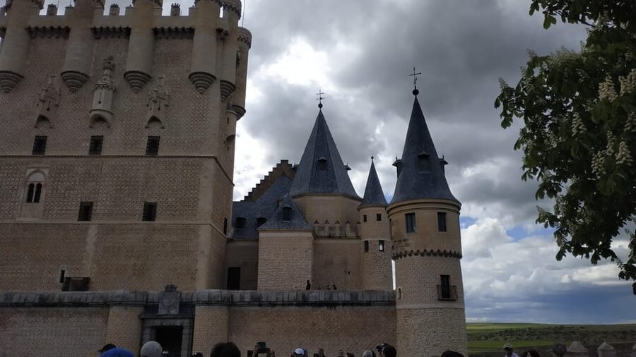From Madrid: Half-Day or Full-Day Trip to Segovia - Plaza Mayor and Segovia Cathedral