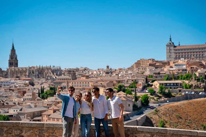 From Madrid: Toledo Day Trip with Cathedral and 8 Monuments - Why Toledo makes such a strong day trip from Madrid