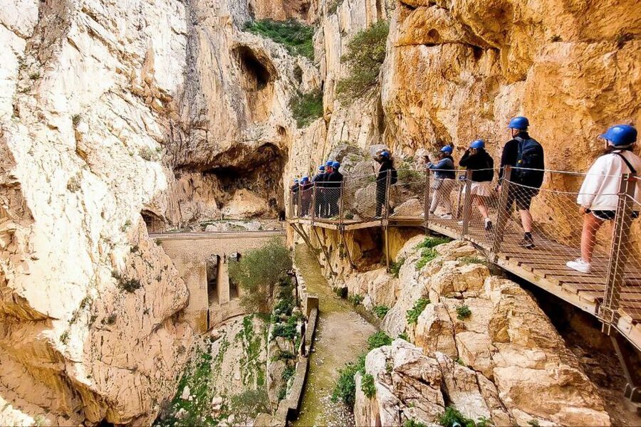 From Málaga: Caminito del Rey Guided Day Trip - Who should book this outing?