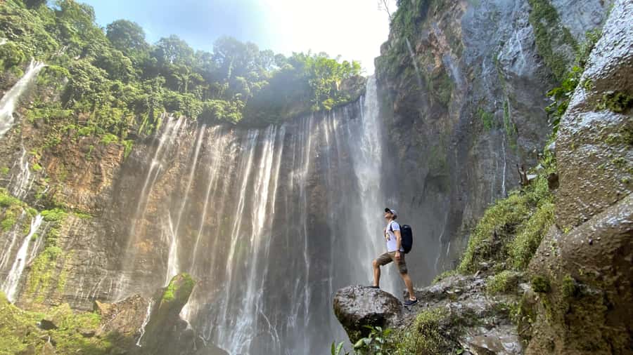From Malang: Tumpak Sewu Waterfall Day Trip (Sharing) - Goa Tetes adds more than a quick extra stop