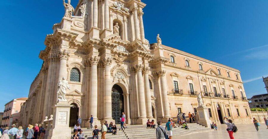 From Malta: Syracuse and Marzamemi Day Trip with Guide - Why this Malta to Sicily trip works