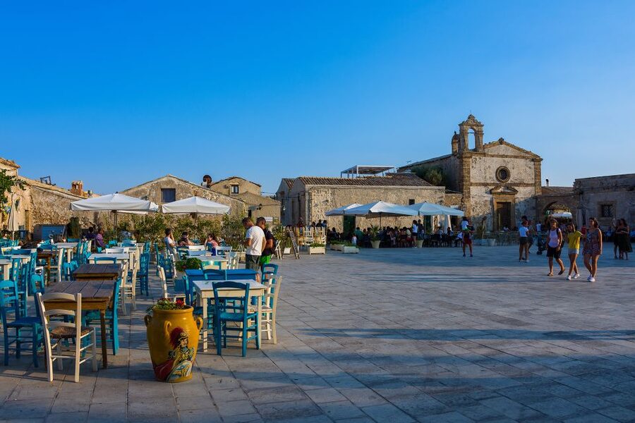 From Malta: Syracuse and Marzamemi Day Trip with Guide - Guide quality and group pace