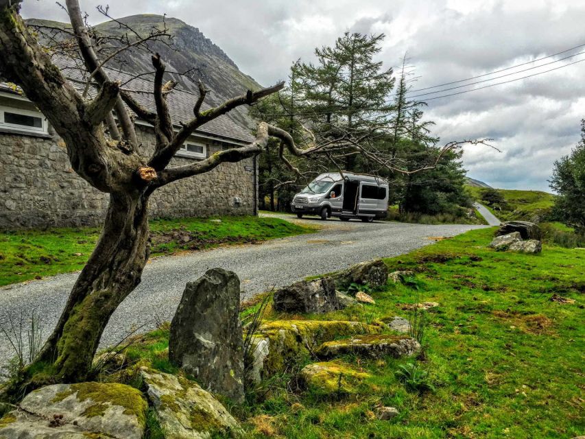 From Manchester: North Wales Sightseeing Adventure Day Trip - Eryri National Park brings the biggest views