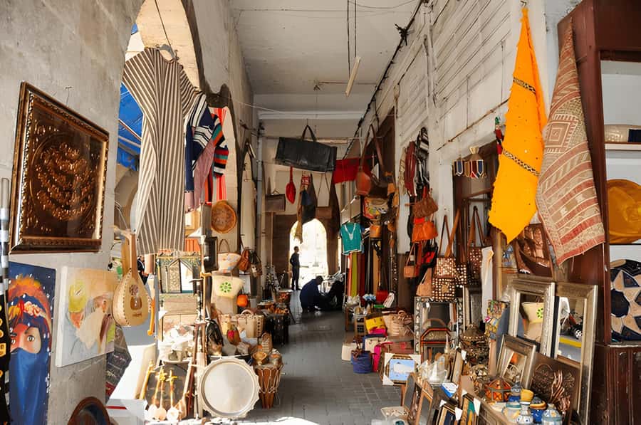 From Marrakech: Casablanca Day Trip by van - Place Mohammed V and United Nations Square