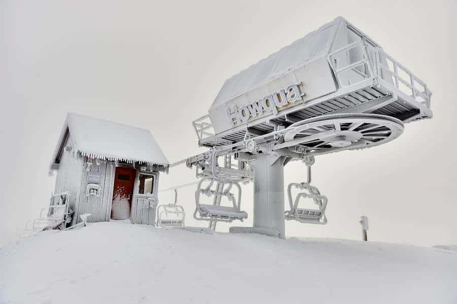 From Melbourne: Day Trip to Mt Buller by Premium Tour Coach - Who gets the best value from the $105 price