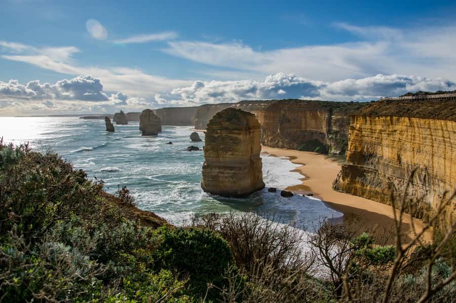 From Melbourne: Reverse Great Ocean Road Day Trip with Lunch - A 7:35 AM start from central Melbourne
