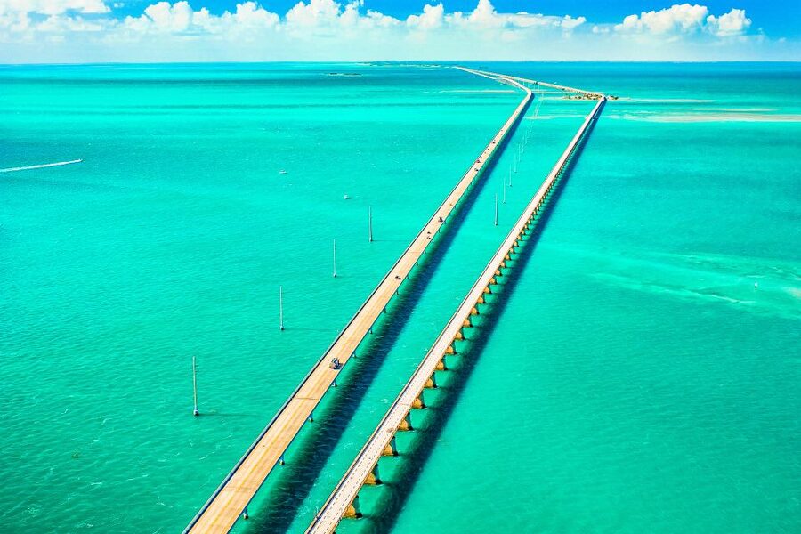 From Miami: Day Trip to Key West by Shuttle Bus - Crossing the Florida Keys by bus