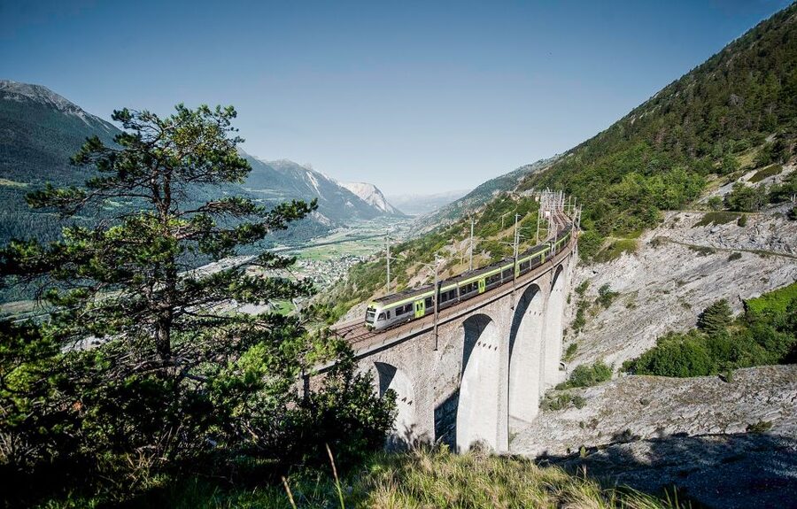 From Milan: Interlaken & Swiss Alps Day Trip - The Return Trip Needs Energy