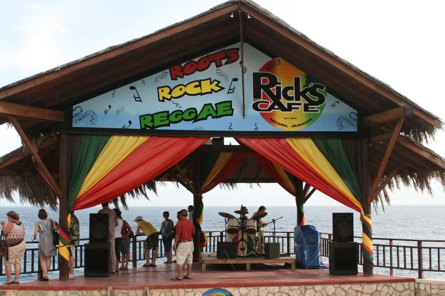 From Montego Bay: Negril Beach & Rick's Cafe Sunset Day Trip - Seven Mile Beach: Jamaica’s Main Event