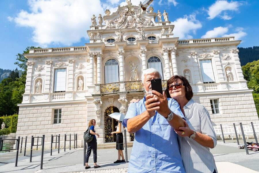 From Munich: Neuschwanstein & Linderhof Castle Full-Day Trip - Tickets, price, and the easiest booking choice