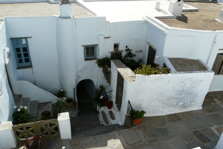 From Mykonos: Full-Day Trip to Tinos Island - Who will get the most from this Tinos tour