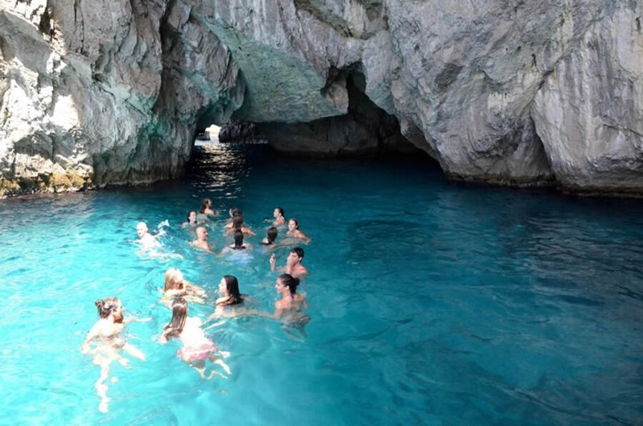 From Naples: Capri Boat Day Trip with Drinks - Should you book this Capri boat day trip?