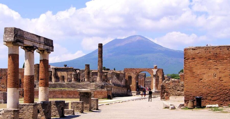 From Naples: Herculaneum, Mount Vesuvius & Pompeii Day Trip - Pompeii needs more than two hours