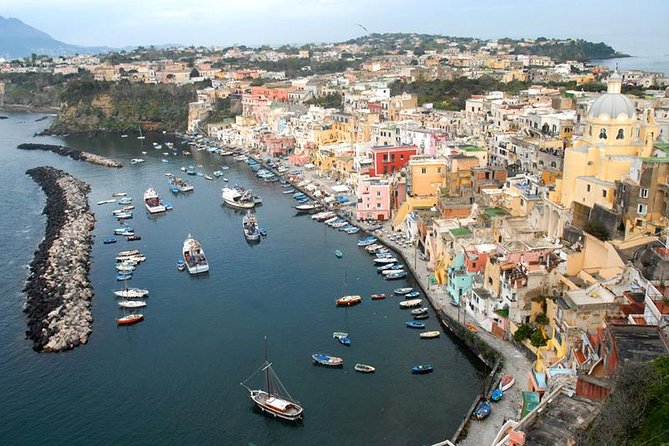 From Naples: Procida Island Day Trip with Lunch - Who will enjoy this day most?