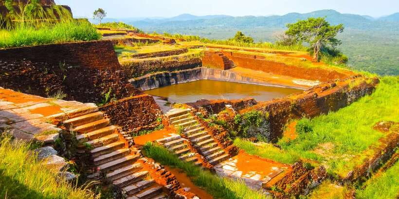 From Negombo: Sigiriya and Dambulla Day Trip and Safari - Sigiriya and the 1,250-step test