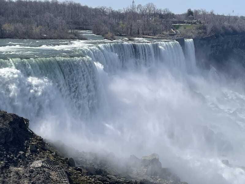 From NYC: Guided Niagara Falls Full-Day Trip - Lunch in Buffalo and the long return