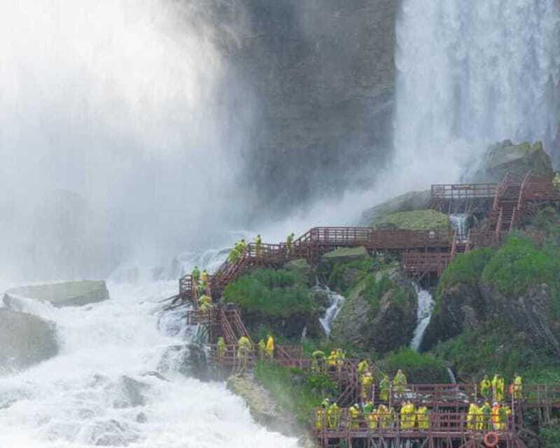 From NYC: Guided Niagara Falls Full-Day Trip - Goat Island and Bridal Veil Falls