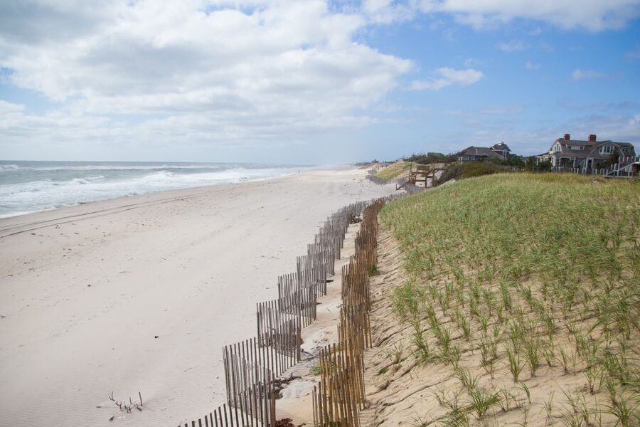 From NYC: Hamptons, Sag Harbor, and Outlet Shopping Day Trip - Leaving New York at 6:30 AM