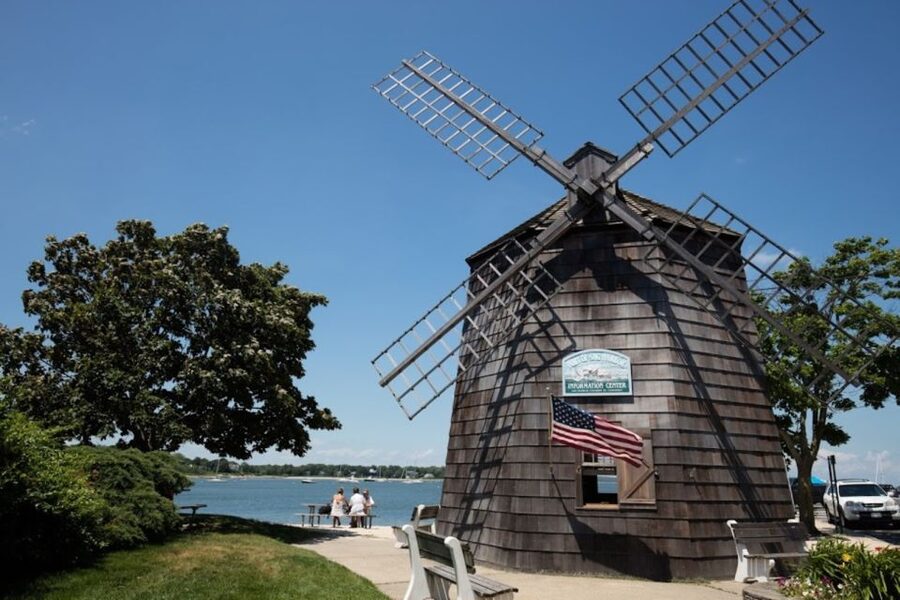 From NYC: Hamptons, Sag Harbor, and Outlet Shopping Day Trip - Southampton, from main street to ocean drive