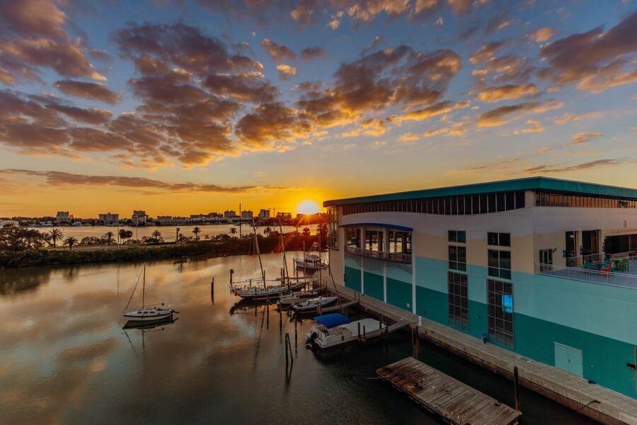 From Orlando: Day Trip to Clearwater Beach with Options - Choosing the right Clearwater option