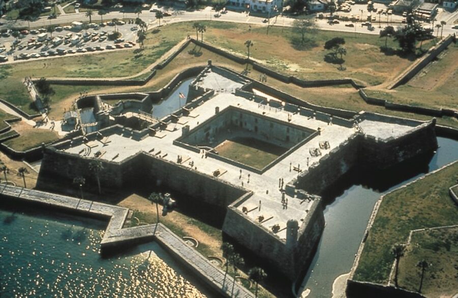 From Orlando: Day Trip to St. Augustine with Hotel Pickup - Castillo de San Marcos and the waterfront